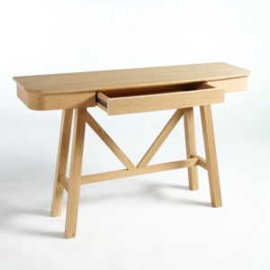 Console en bois clair