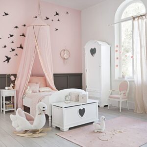Chambre d'enfant avec un design scandinave