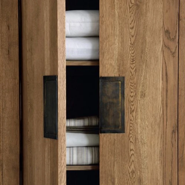 Armoire contemporaine